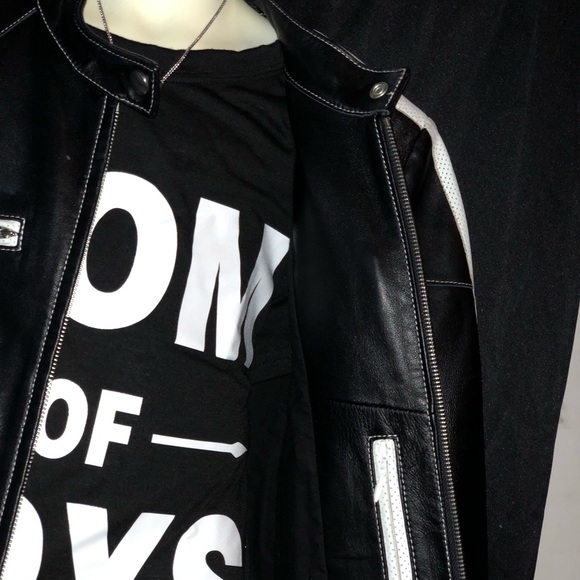 Bebe Genuine Leather - Picture 8 of 8